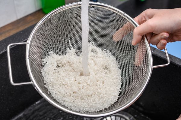 woda-po-ryzu-jak-stosowac