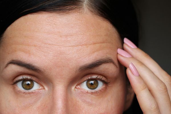 zmarszczki na twarzy