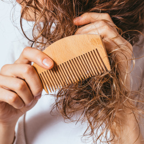 Wysokoporowate włosy – charakterystyka i pielęgnacja