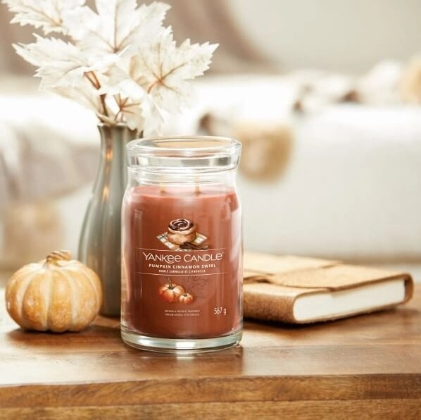 Yankee Candle SIGNATURE - PUMPKIN CINNAMON SWIRL - świeca duża 567 g