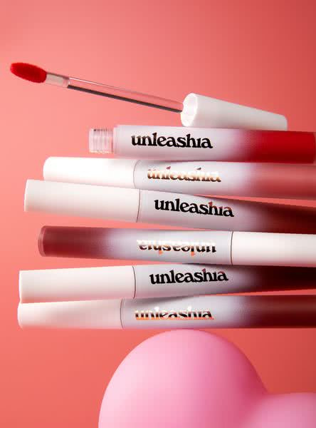 Unleashia Luv Hug Velvet Tint Tint do ust 3, 4,5 g