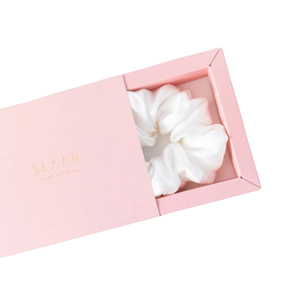 SLAAP Jedwabna gumka do włosów scrunchie ecru