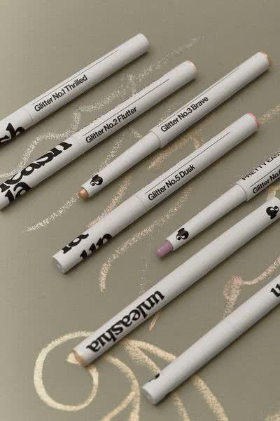 Unleashia Pretty Easy Glitter Stick Cień do powiek w sztyfcie 2, 0,7 g
