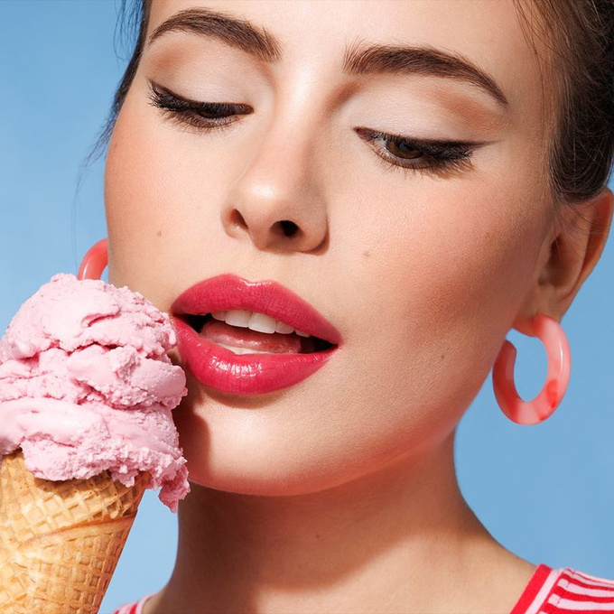 PUPA Milano Pleasure Lip Oil Stylo Olejek w sztyfcie - 003 Watermelon Ice Cream