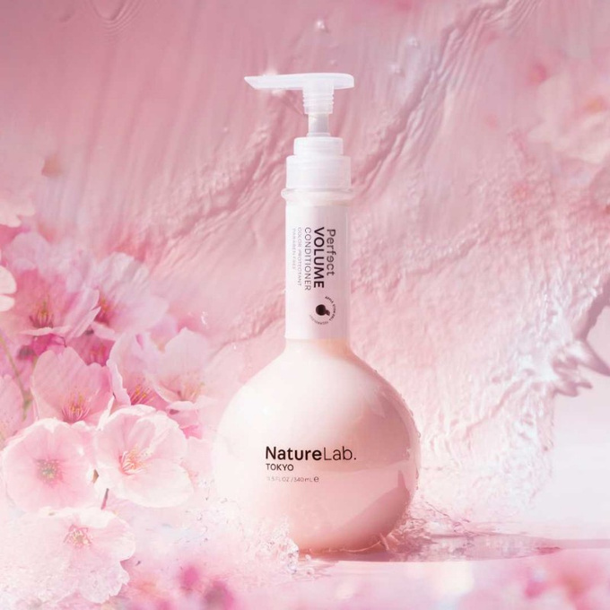 NatureLab.TOKYO Perfect Volume Conditioner Odżywka nadająca objętość, 340 ml