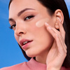 PUPA Milano Wonder Me Defender Podkład w kompakcie SPF50 - 001 Porcelain, 8,5 g