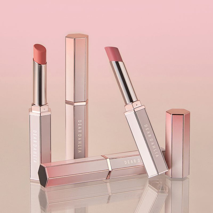 Dear Dahlia Lip Allure  glow Shine pomadka do ust - Erin, 2,4 g