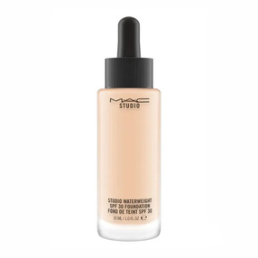 MAC Podkład nawilżający SPF30 - NC15