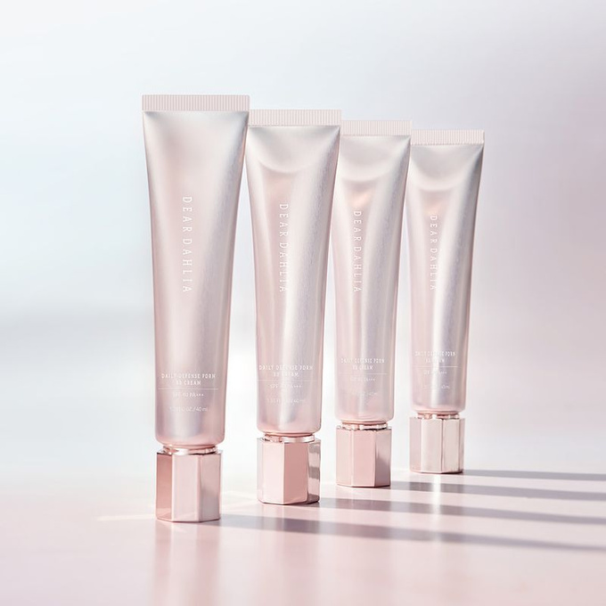 Dear Dahlia Daily Defense PDRN BB Cream SPF 40 PA+++ - Medium Beige, 40 ml