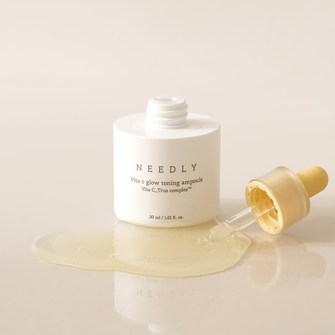 Needly Vita C Glow Toning Ampoule, rozświetlające serum tonizujące z witaminą C, 30 ml