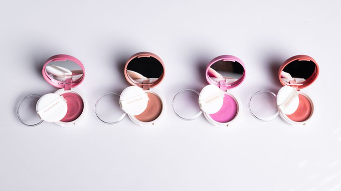 Holika Holika Jelly Dough Blusher - Kremowy róż do policzków AD05 Rose Jelly, 4,2 g
