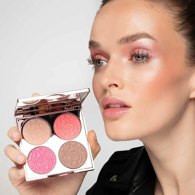 BY TERRY Paleta rozświetlaczy i róży Brightening CC Palette - Beach Bomb
