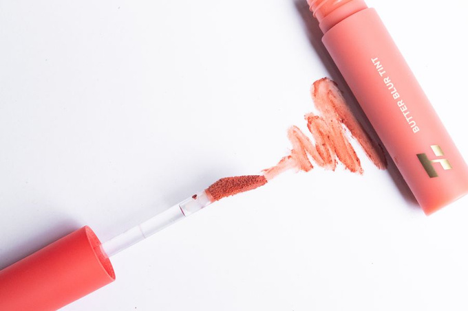 Holika Holika Butter Blur Tint - Matowa pomadka do ust 09 Vine, 4 g