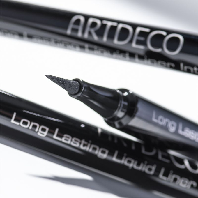 ArtDeco Eyeliner Long Lasting Liquid Liner Intense 01, 0,6 ml
