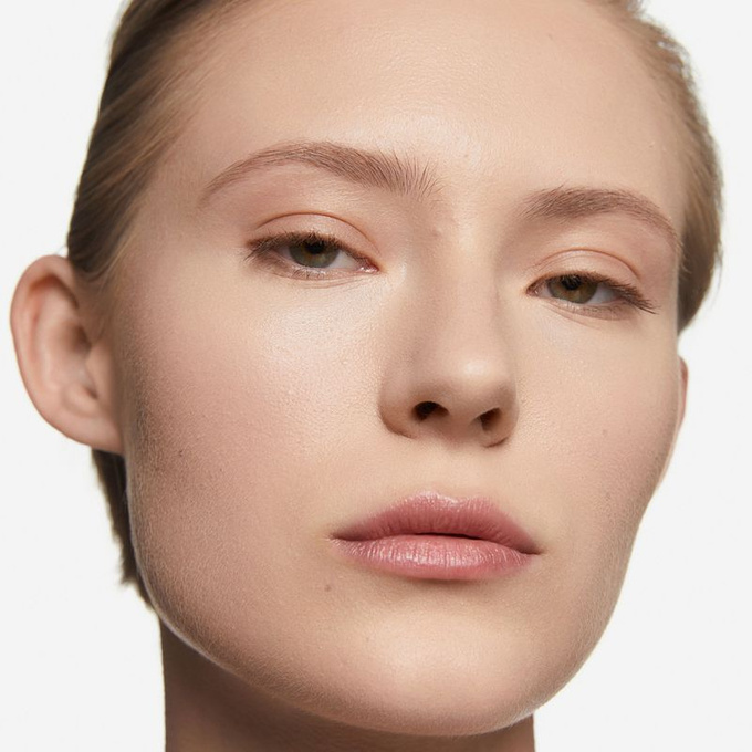 INGLOT Liftingujący korektor pod oczy z peptydami 205 Neutral Beige, 4,6 ml