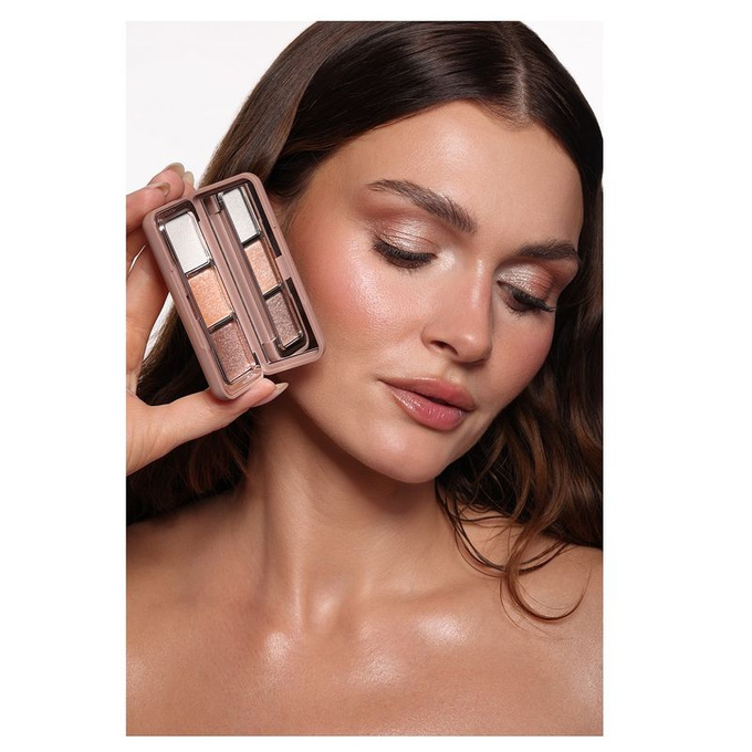 poppy head just enough everyday glow Paleta cieni - 01 Shine Agenda, 4,8 g