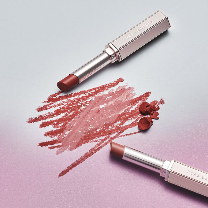 Dear Dahlia Lip Allure Sheer Velvet Claire