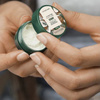 The Body Shop Masło do ust Coconut Lip Butter, 10 ml