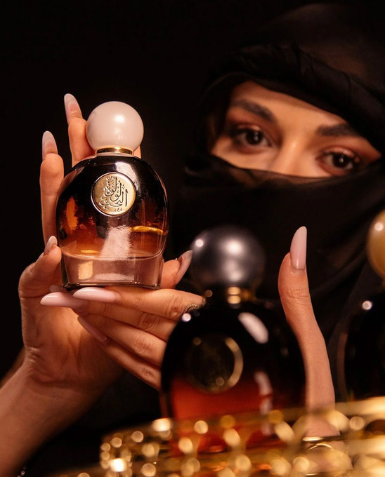 Gulf Orchid Woda perfumowana dla kobiet Lulut Al Hob, 80 ml