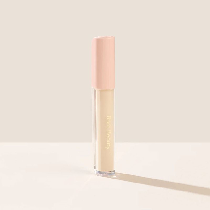 Rare Beauty Positive Light Under Eye Brightener Light rozświetlający korektor pod oczy, 15 ml