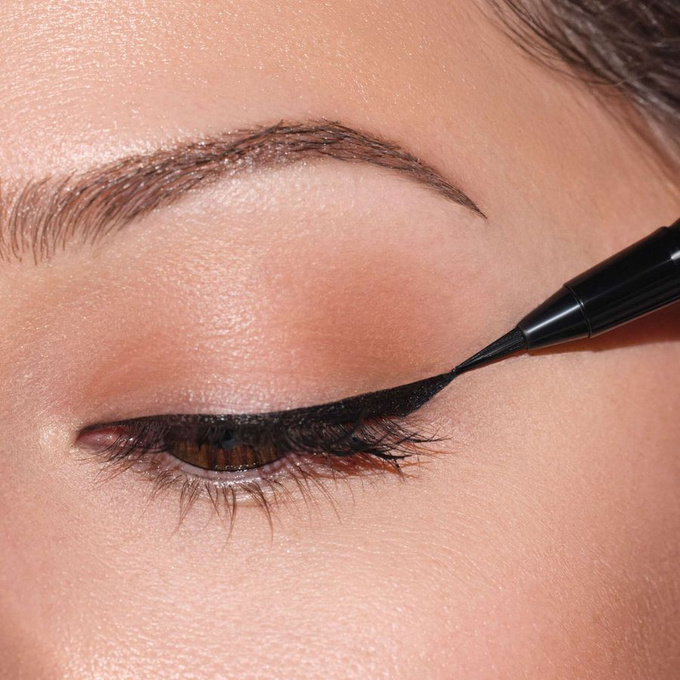ARTDECO Precise Control Eyeliner - 01 deep black, 0,5 ml