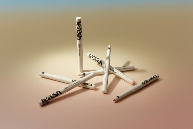 Unleashia Pretty Easy Glitter Stick Cień do powiek w sztyfcie 2, 0,7 g